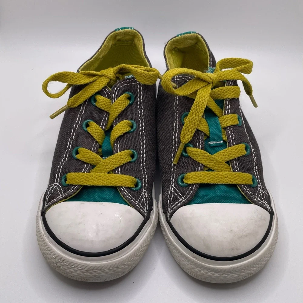 Converse All Star Gray Green Boys/Girls Size 10 Shoes Low Top Chucks EUC